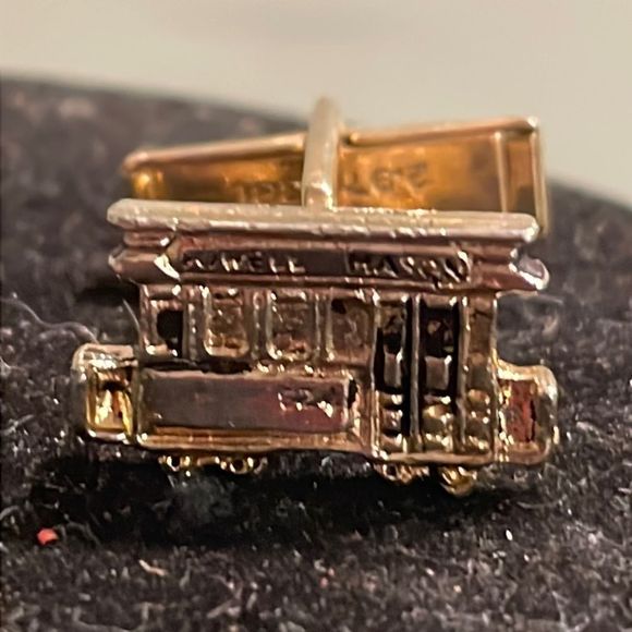 Vintage MCM 1952 mixed metal 3D gold tone whale back trolley car cuff links - Picture 3 of 15
